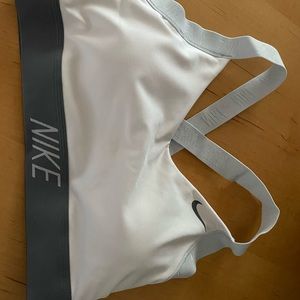 Nike Sports Bra - Like New